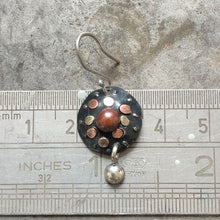 Load image into Gallery viewer, Rivets drop earrings
