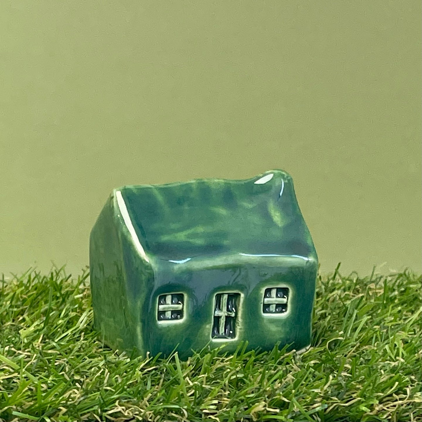 Ceramic cottage 3