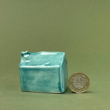 Load image into Gallery viewer, Ceramic cottage 5
