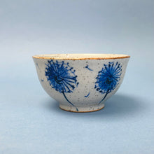 Load image into Gallery viewer, Small ceramic snack allium bowl
