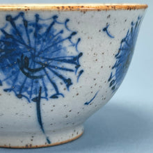 Load image into Gallery viewer, Small ceramic snack allium bowl
