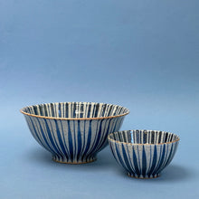 Load image into Gallery viewer, Ceramic bowl stripe.
