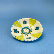 Load image into Gallery viewer, Ceramic decorative dish 2
