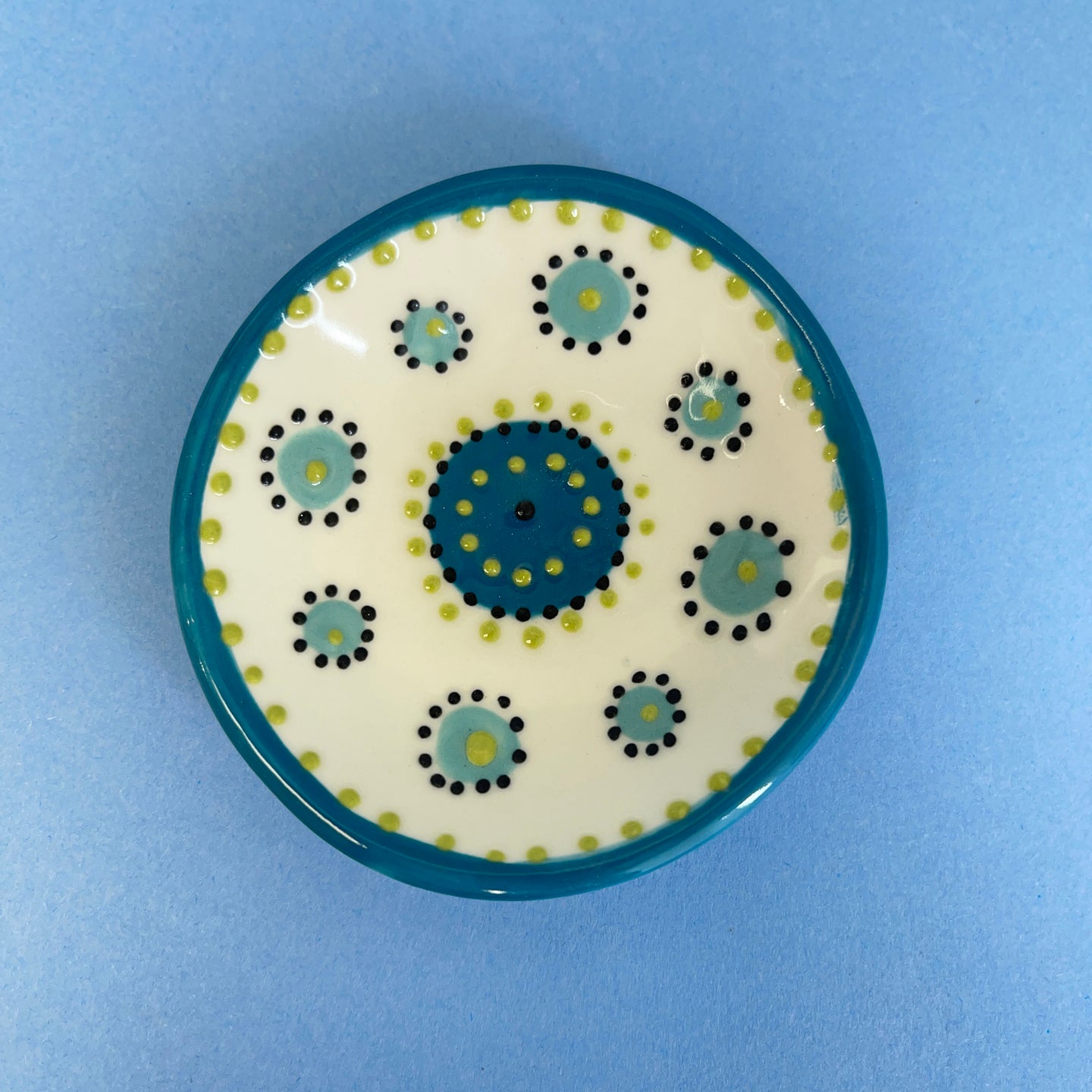 Ceramic decorative dish 3