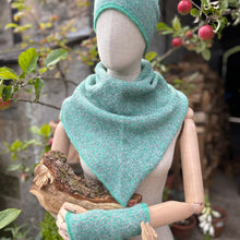 Load image into Gallery viewer, Luxury mitts - 5
