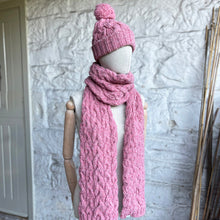 Load image into Gallery viewer, Classic cable hand knit scarf - pink
