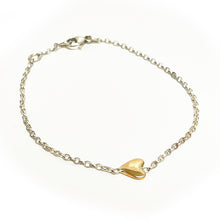 Load image into Gallery viewer, Heart of gold bracelet
