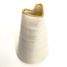 Load image into Gallery viewer, Heart shaped bud vase - narrow
