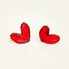 Load image into Gallery viewer, Glass butterfly wings stud earrings - red
