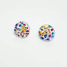 Load image into Gallery viewer, Glass and gold stud earrings - multi
