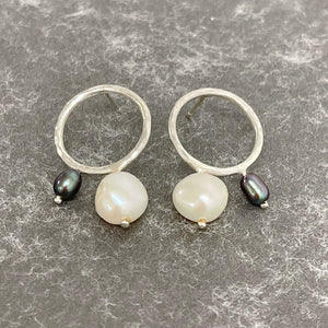 Silver & pearl stud earrings - duo