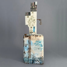 Load image into Gallery viewer, Ceramic quay house
