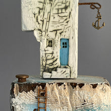 Load image into Gallery viewer, Ceramic quay house
