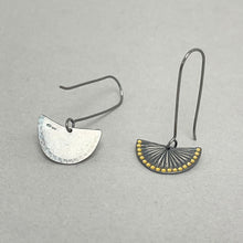 Load image into Gallery viewer, Fan drop earrings - open
