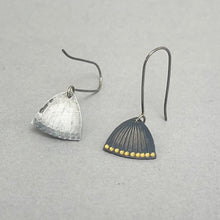 Load image into Gallery viewer, Fan drop earrings - large
