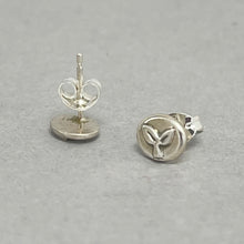 Load image into Gallery viewer, Tiny seedling stud earrings
