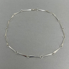 Load image into Gallery viewer, Silver long link chain necklace
