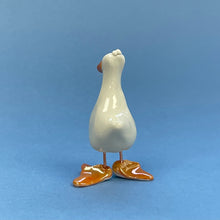 Load image into Gallery viewer, Ceramic sculpture - goose
