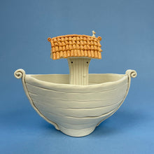 Load image into Gallery viewer, Ceramic sculpture - Noah&#39;s ark
