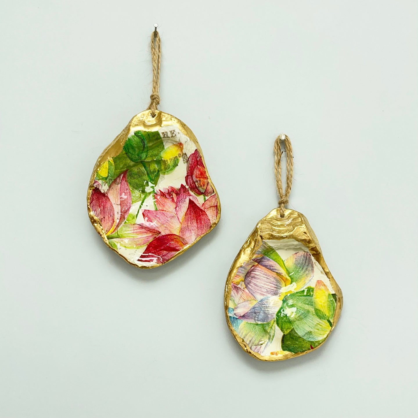 Oyster shell wall hanging - set of 2 - floral