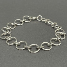 Load image into Gallery viewer, Silver circular link chain bracelet
