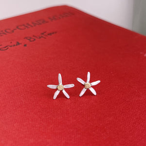 Tiny flower stud earrings