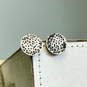 Silver disk stud earrings 3