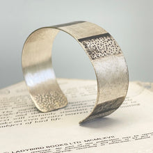 Load image into Gallery viewer, Narrow silver cuff bangle 2

