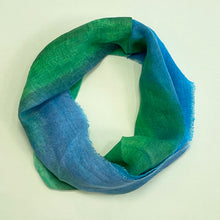 Load image into Gallery viewer, Hand dyed linen loop scarf 10
