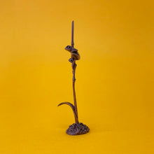 Load image into Gallery viewer, Tree frog miniature bronze sculpture
