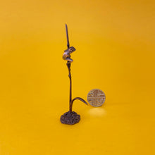 Load image into Gallery viewer, Tree frog miniature bronze sculpture
