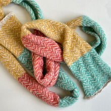 Load image into Gallery viewer, Ribbon wrap scarf - 8
