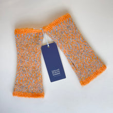 Load image into Gallery viewer, Luxury mitts - 2
