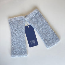 Load image into Gallery viewer, Luxury mitts - 8
