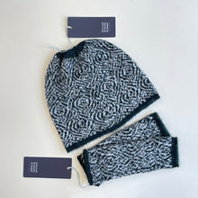 Load image into Gallery viewer, Luxury mitts - 4
