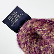 Load image into Gallery viewer, Triangular snood - 7
