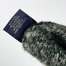 Load image into Gallery viewer, Triangular snood - 6
