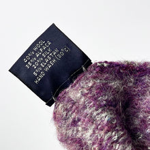 Load image into Gallery viewer, Triangular snood - 3
