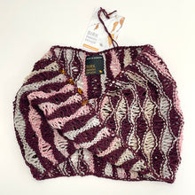 Load image into Gallery viewer, Danish necklet with amber - 3
