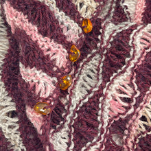 Load image into Gallery viewer, Danish necklet with amber - 3
