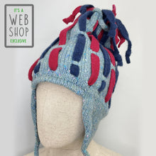 Load image into Gallery viewer, Woolly hat hand knit with tassels - 5
