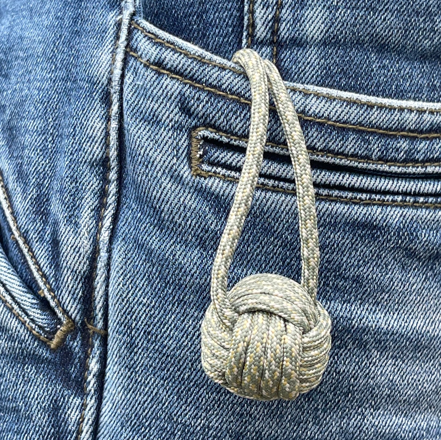 Paracord keyring - 2