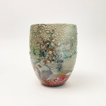 Load image into Gallery viewer, Decorative vase - 2
