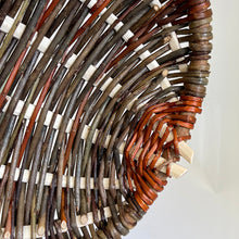 Load image into Gallery viewer, Willow handmade Sciob - 3
