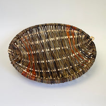 Load image into Gallery viewer, Willow handmade Sciob - 5
