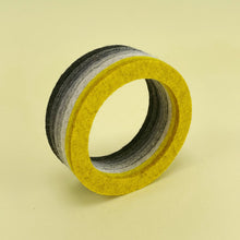 Load image into Gallery viewer, Felt disk bangle - mustard

