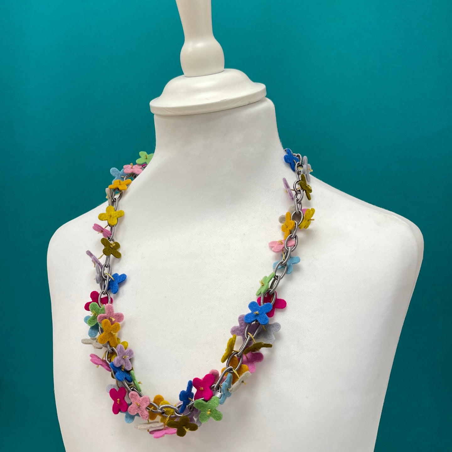 Felt bead necklace - flowers long