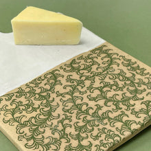 Load image into Gallery viewer, Ceramic serving board - green
