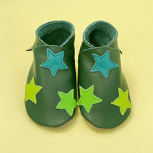 Load image into Gallery viewer, Baby Shoes - green stars
