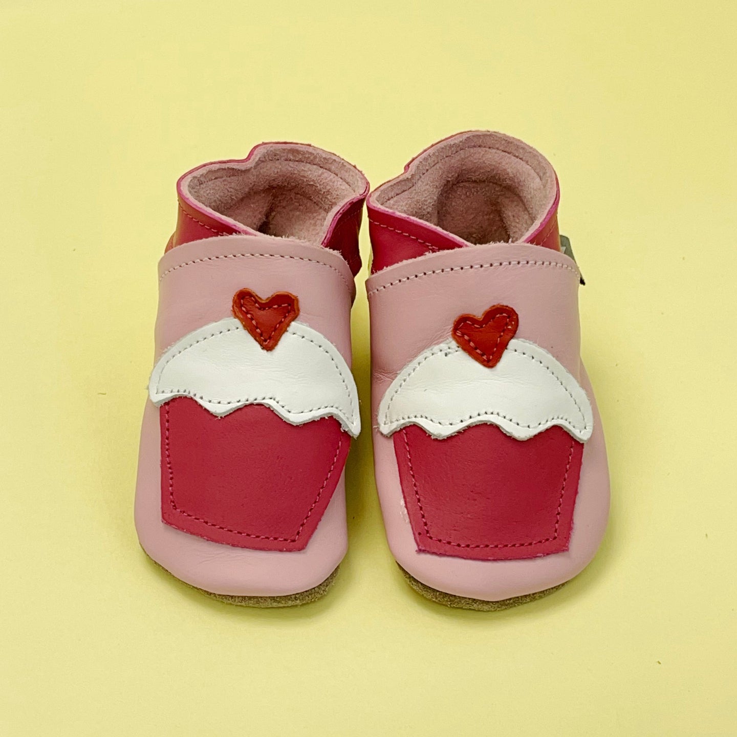 Baby Shoes - cup cake